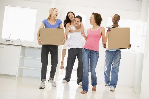 Moving truck service in Woodlands for residential relocation